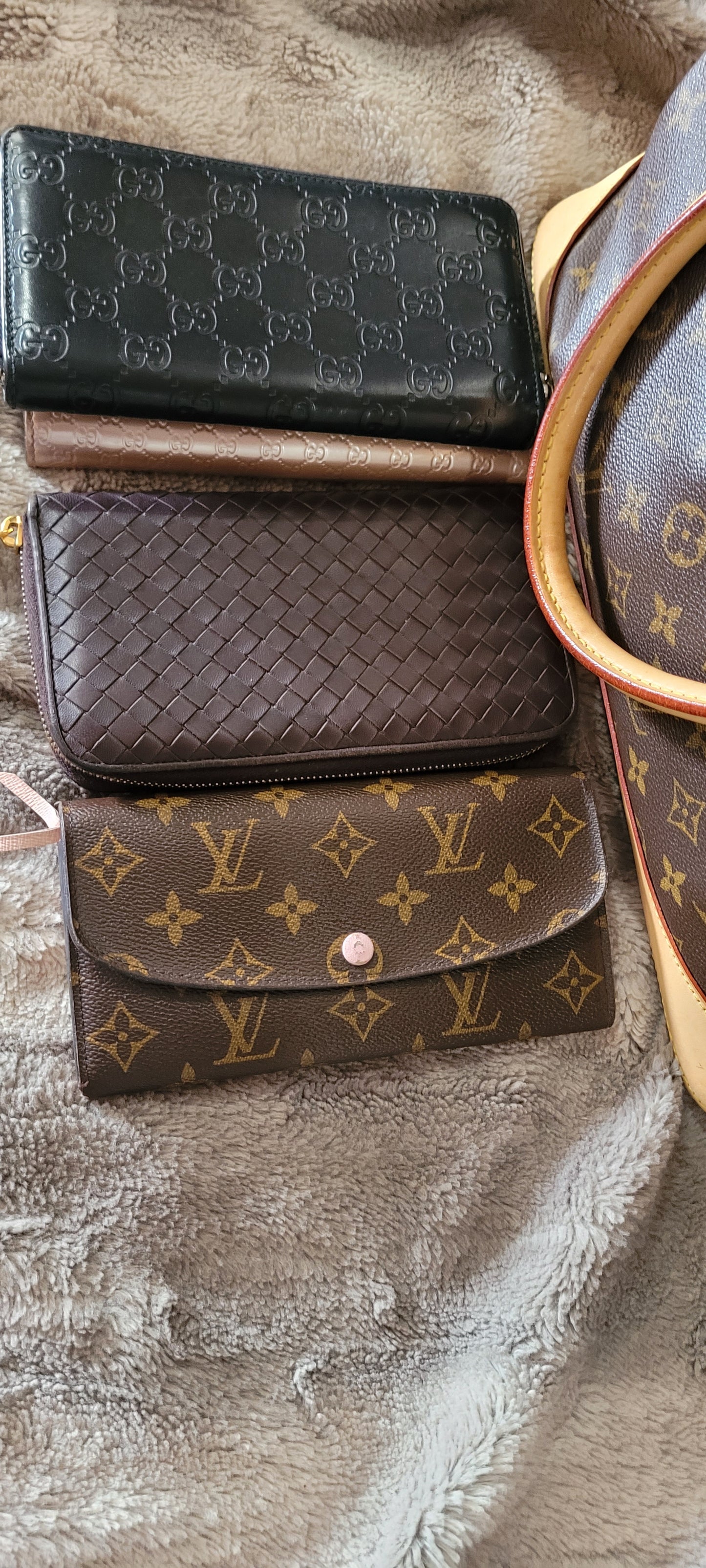 Preowned Bundle of Louis Vuitton, Gucci and Bottega