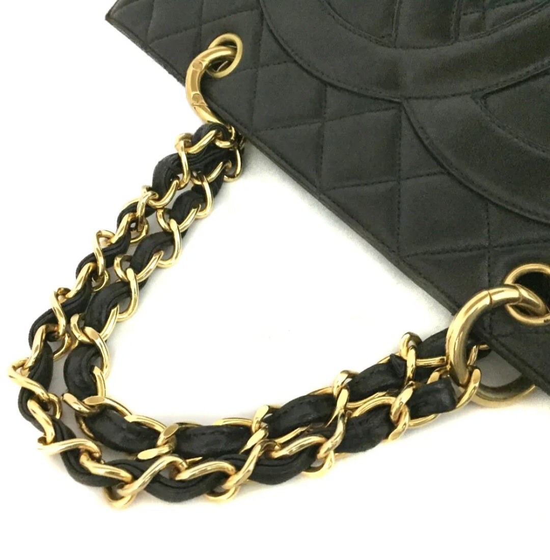 Preowned CHANEL CC Logo Lambskin Chain Tote Hand Bag Black